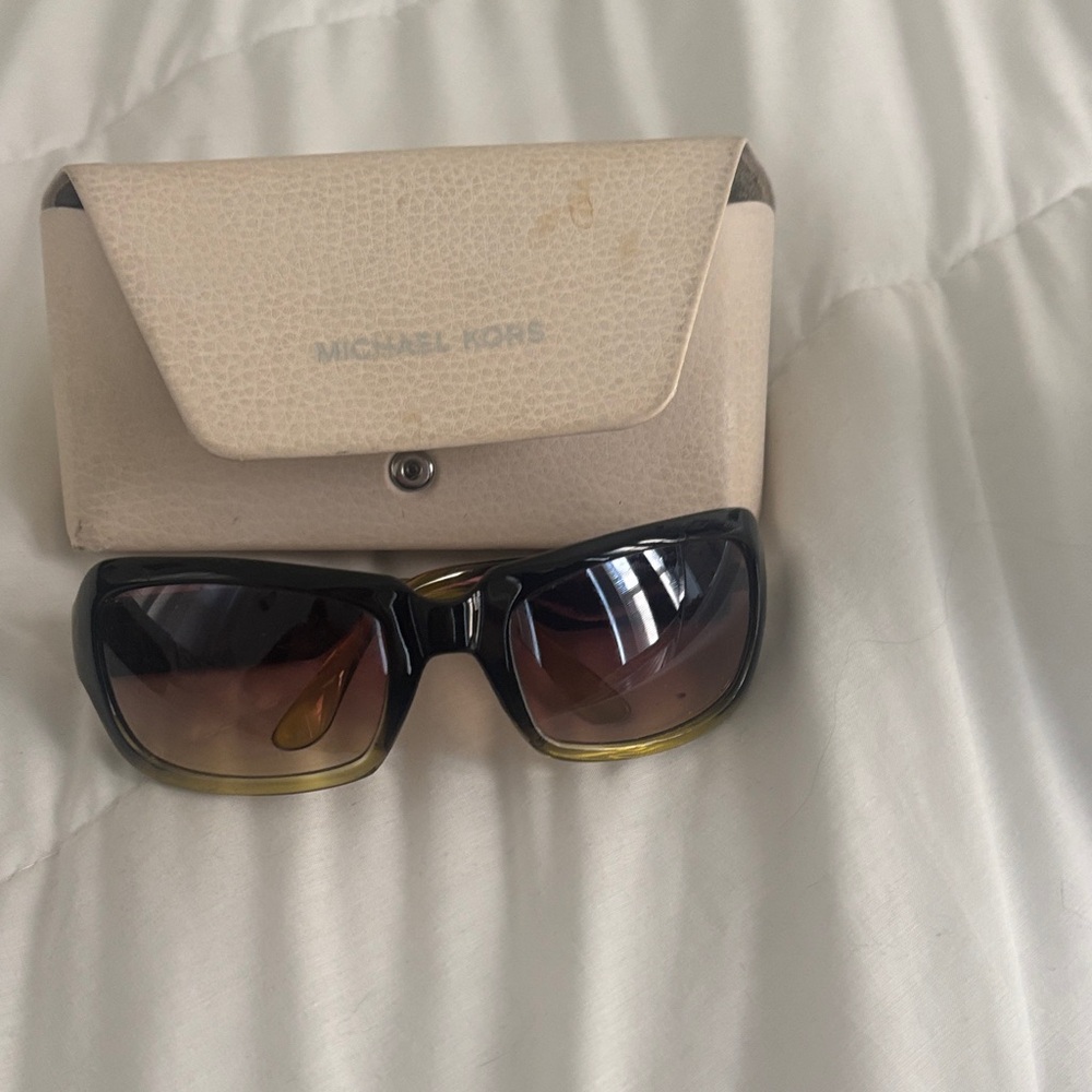 Michael Kors Case and Black and Brown Gradient Women's Sunglasses